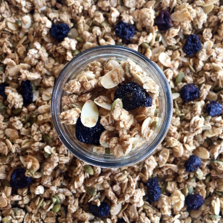 5-Minute Healthy Granola Recipe